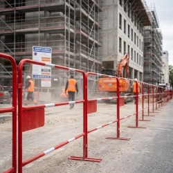 Barriere Travaux (1.50 m x 1 m) | Vente et location